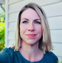 Dr Emily Tunks